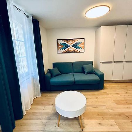 شقة Stylish Studio In The Center Of Senlis سونلي المظهر الخارجي الصورة
